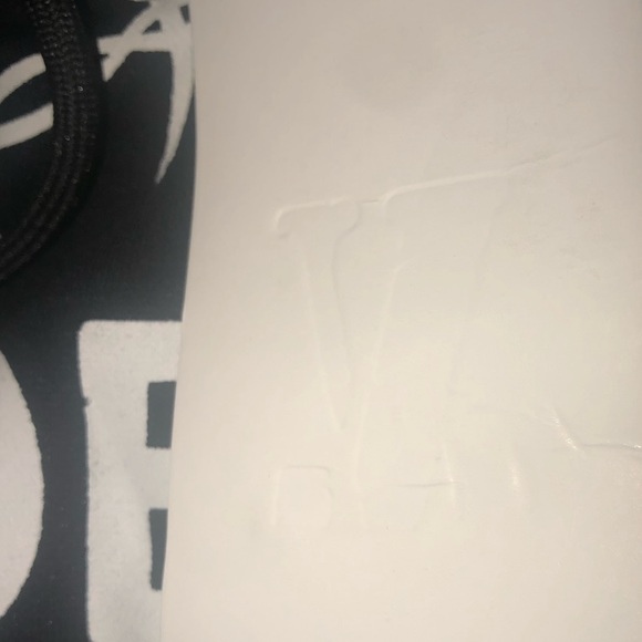 VLONE hoodie - Picture 8 of 8